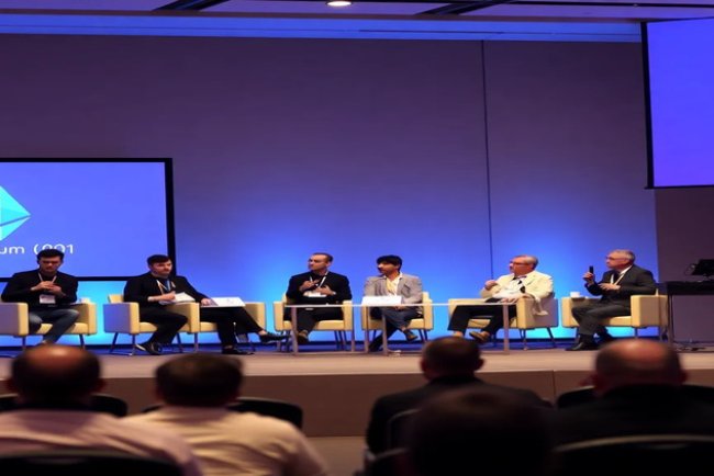 Devcon Panelists Discuss Ethereum Fragmentation Solutions